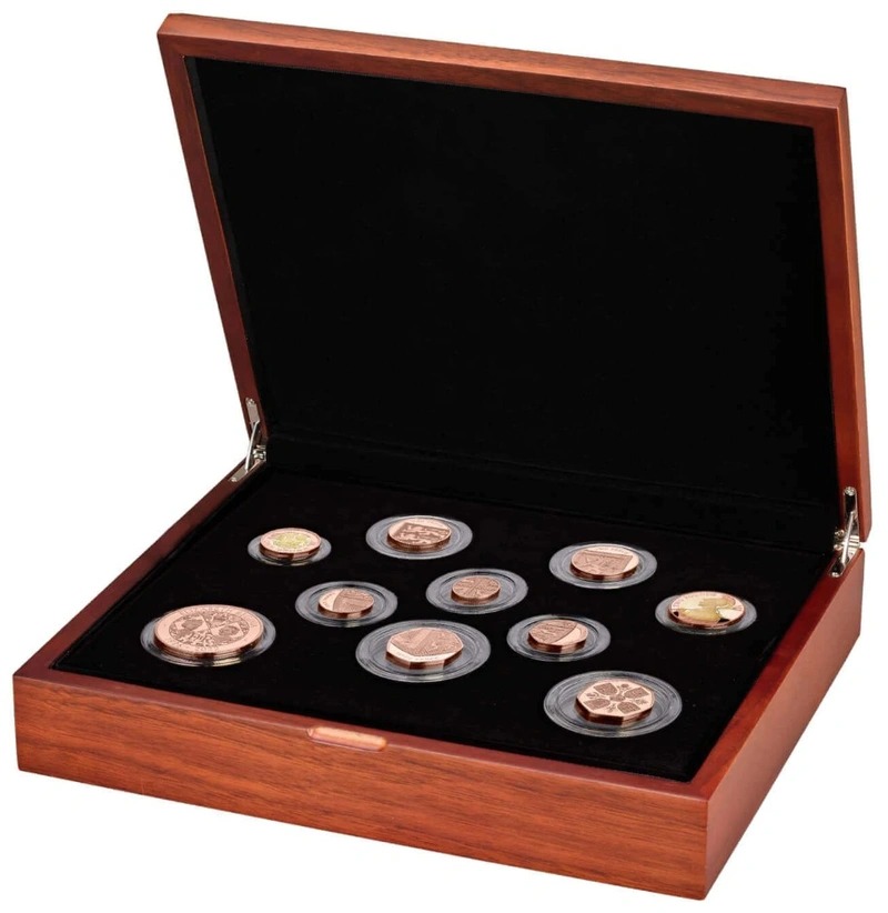 Gold Her Majesty Queen Elizabeth II